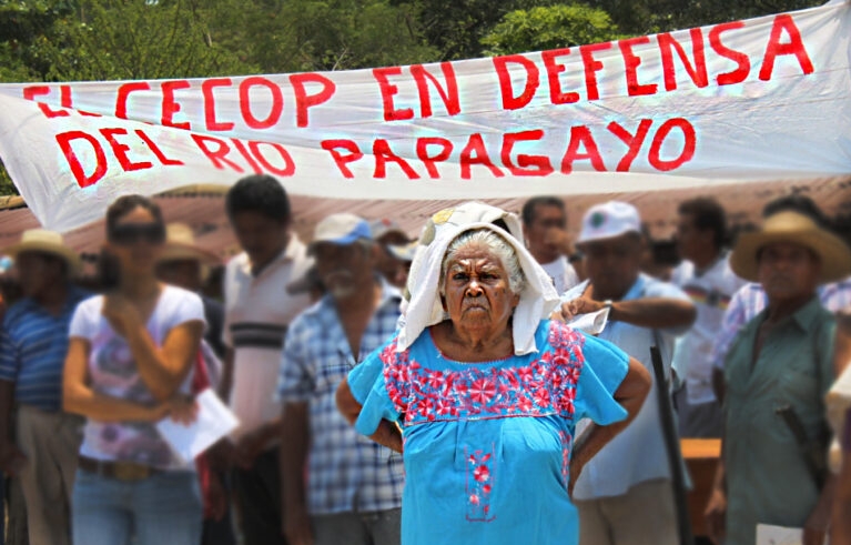 El megaproyecto de La Parota, que implicaba la inundación de comunidades, fue cancelado en 2009, sin embargo sus efectos en las comunidades persistieron. Foto: cortesía del Centro de Derechos Humanos de la Montaña Tlachinollan