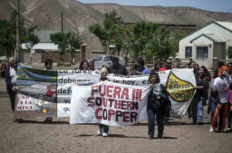Por Darío Aranda. Fotos: Asamblea de Vecinas y Vecinos Autoconvocados de Las Coloradas.