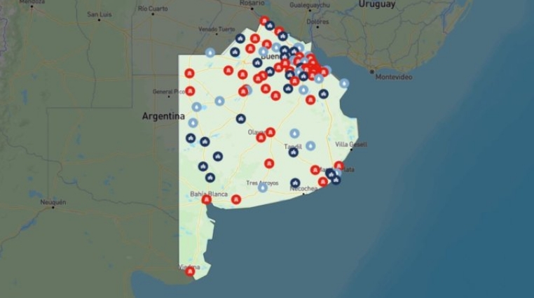 El Mapa muestra una conflictividad extendida, relevando diversas fuentes de información y organizando la misma en base a tres ejes: contaminación por plaguicidas, cursos de agua y escuelas afectadas.