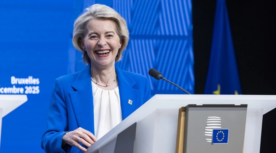 La presidenta de la Comisión Europea, Ursula von der Leyen, durante la cumbre del Consejo Europeo, Bruselas (Bélgica), el 19 de diciembre de 2025. Nicolas Economou/NurPhoto / Gettyimages.ru