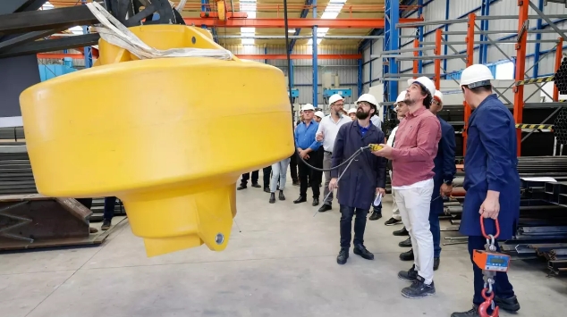Actualmente, existen diversos proyectos en fase de prototipo desarrollados en distintos países como Gran Bretaña, Escocia, España, Portugal, Estados Unidos, Japón, Noruega, Dinamarca, Brasil e Israel.