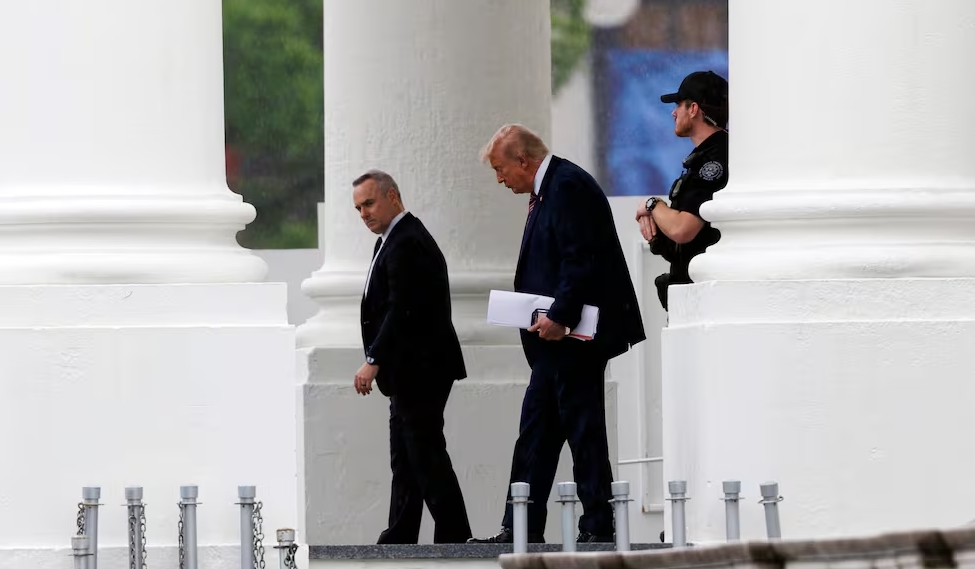 US President Trump leaves White House for medical examination WASHINGTON (United States), 26/05/2026