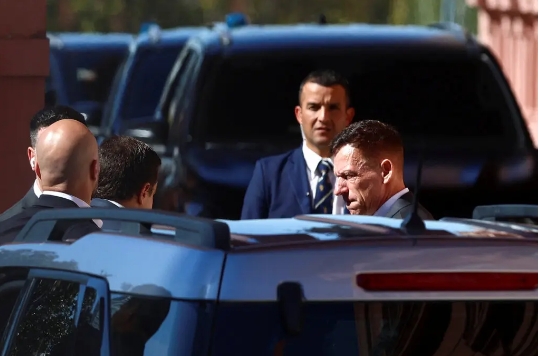 Thiel, visto aquí en Buenos Aires, también ha comprado una propiedad en Uruguay.Credit...Matias Baglietto/Reuters