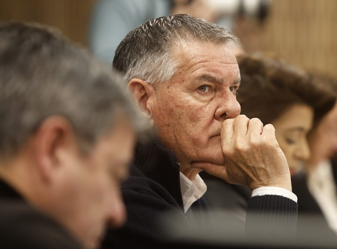 Carlos Castagneto.	LPOJuanca Casas