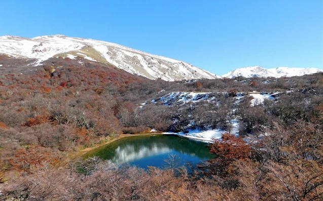 Laguna Verde, donde se reproducen las ranas del Challhuaco (Atelognathus nitoi). Foto: https://www.interpatagonia