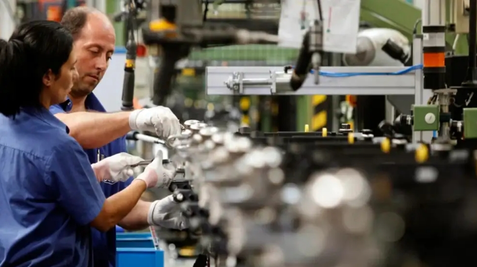 Julio Gambina: “Aquello que está vinculado al mercado interno está generando destrucción de empleo” | Agencia NA