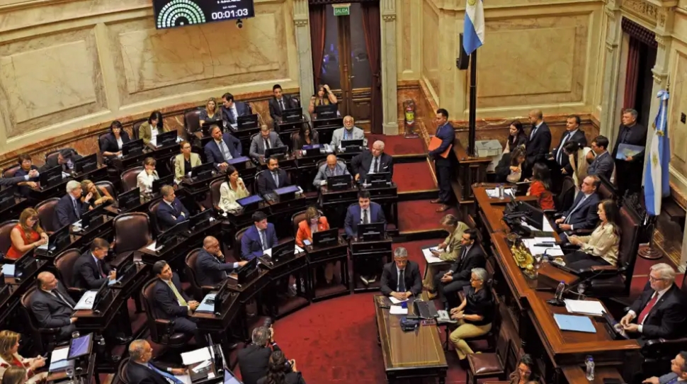 Senado. En la Cámara Alta el oficialismo no logra blindar a Adorni. | Pablo Cuarterolo