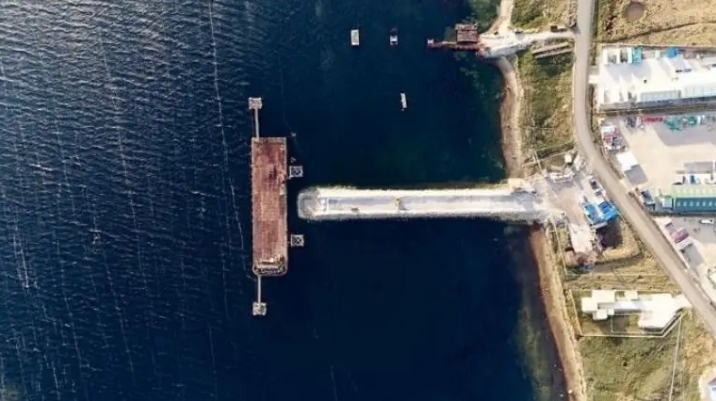 Las instalaciones que la petrolera inglesa Rockhopper está montando en Puerto Argentino - Foto: El Destape