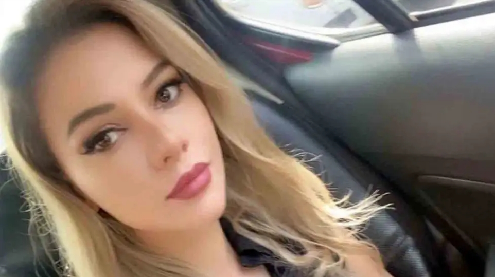 | Redes sociales Nadia Beller