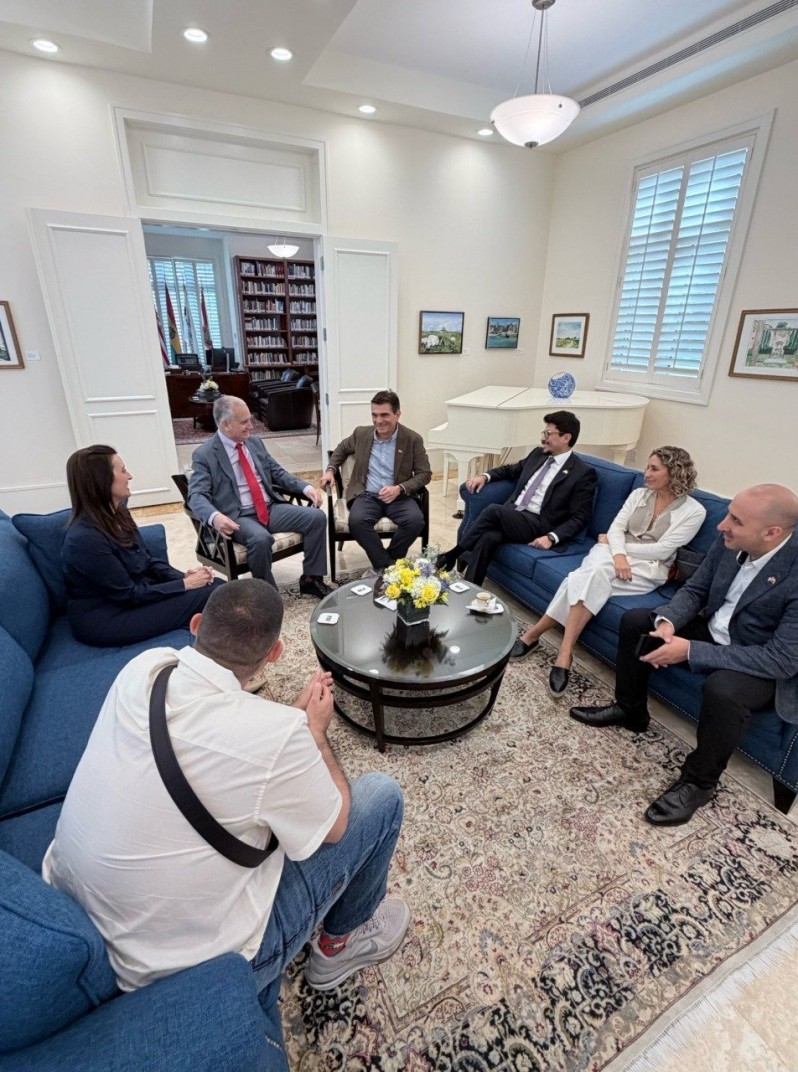 Paz y Cerimedo con Mario Díaz Balart, Presidente del Consejo de Seguridad de EEUU.