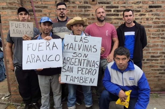 Comitiva de familias de la Comisión Vecinos Unidos por las Chacras en Posadas. Foto: XR-Misiones