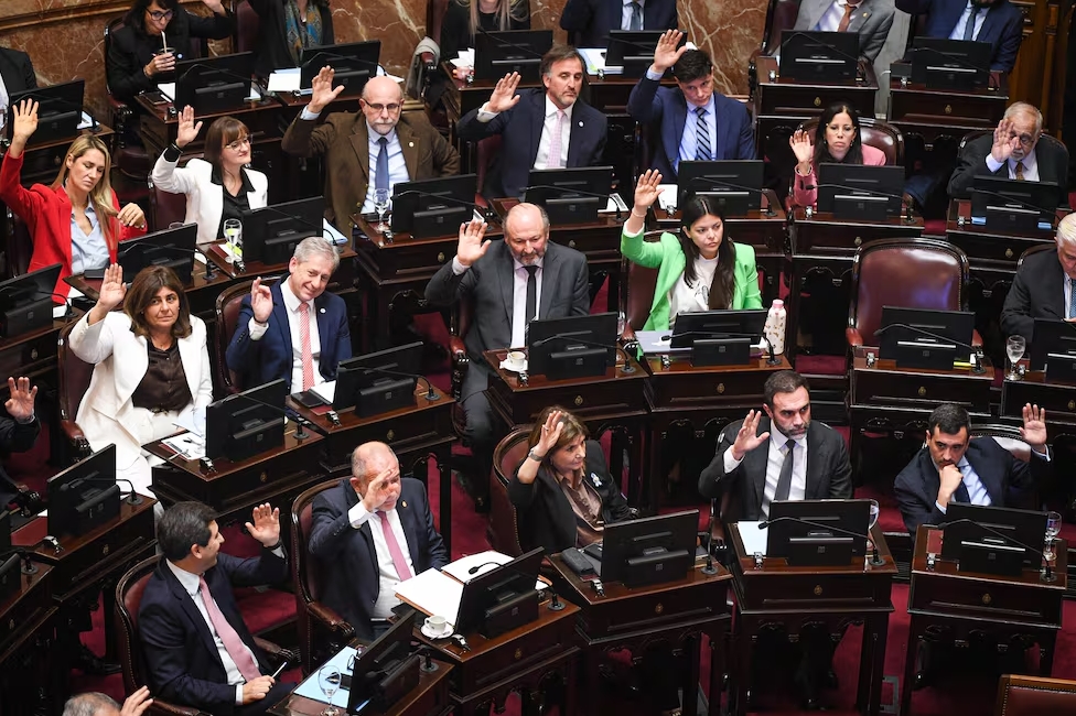 Votación por la modificación a la carta orgánica del Banco Central de la Republica Argentina, el 24 de septiembre de 2026, en Buenos Aires; Argentina. Fotos: Charly Diaz Azcue / Comunicación Senado SENADO ARGENTINA. Charly Diaz Azcue