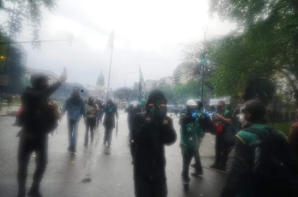 Reprimen la Quinta Marcha Universitaria en el Congreso. Guido Piotrkowski
