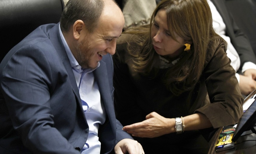 El peronista Mondarelli y la libertaria Pilar Ramírez. LPOJuan Casas