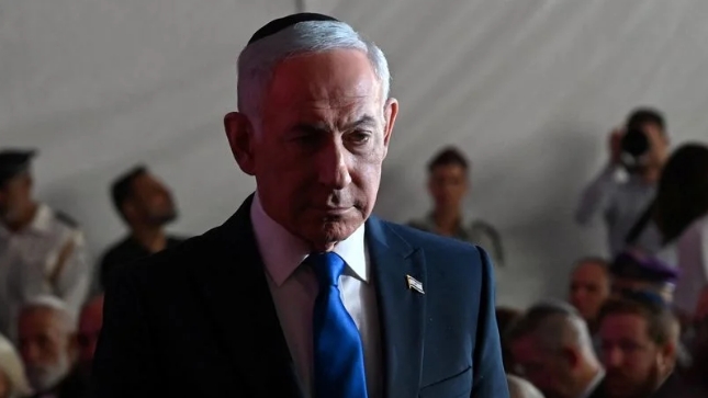 FOTO DE ARCHIVO: El primer ministro israelí, Benjamin Netanyahu, pronuncia un discurso en el monumento conmemorativo del Monte Herzl